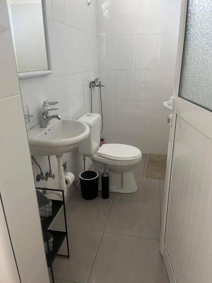 Mimoza Apartments Sarandë Eksteriør billede