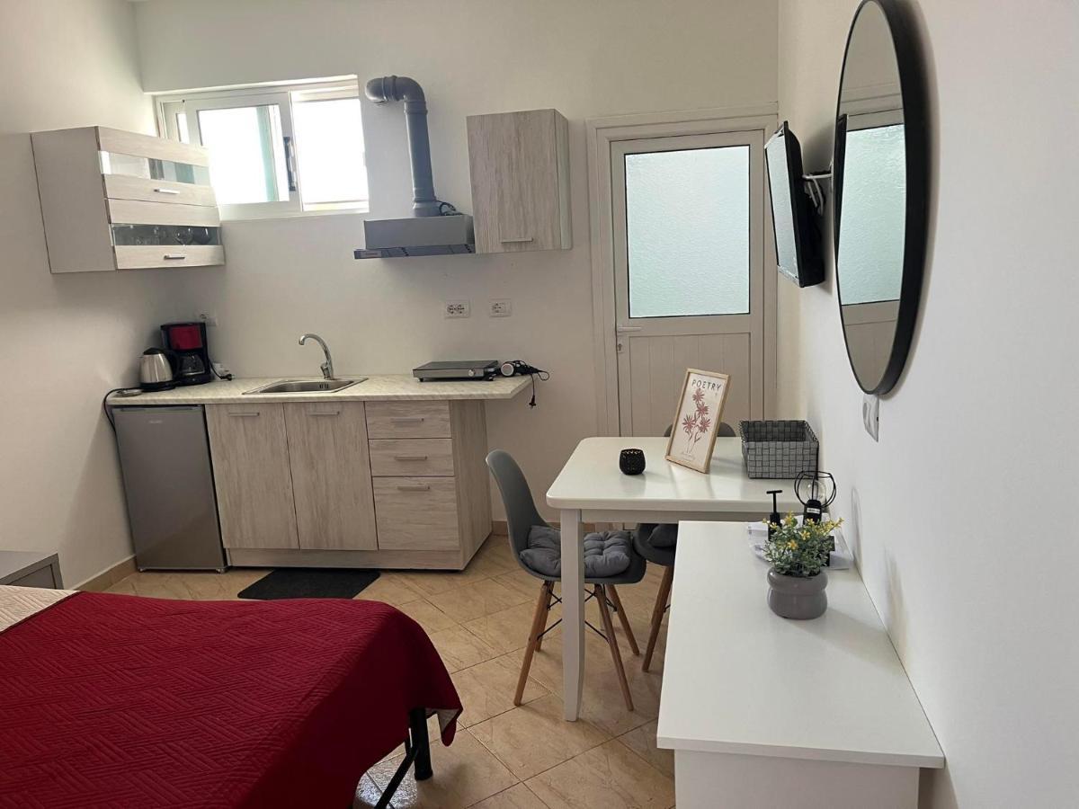 Mimoza Apartments Sarandë Eksteriør billede