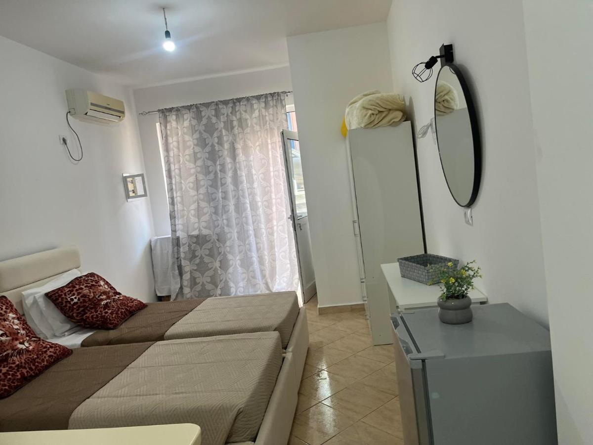 Mimoza Apartments Sarandë Eksteriør billede